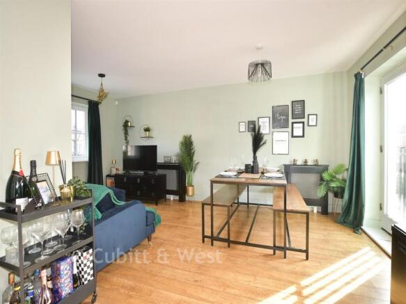 Lounge/ Kitchen /Dining Room.