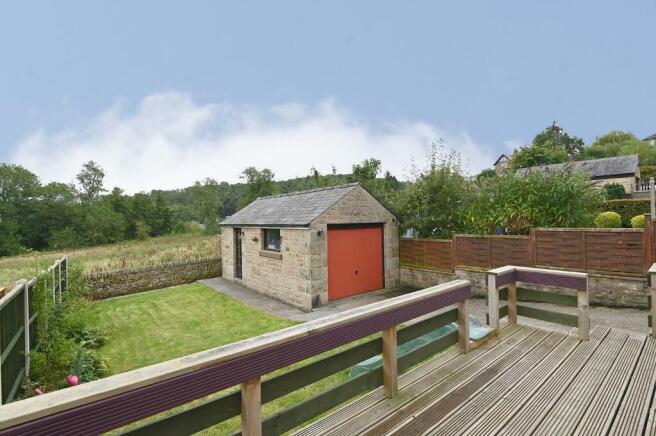 DECKING