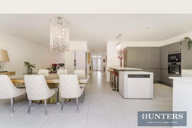 Kitchen/Dining