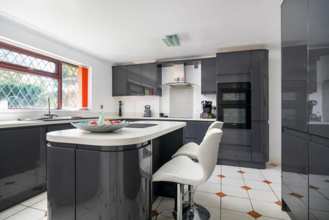 5 Lakelands, Hockwold, IP26 4 photo 5