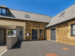 2, Stable Mews, Kilkhampton, Bude EX23 9QY