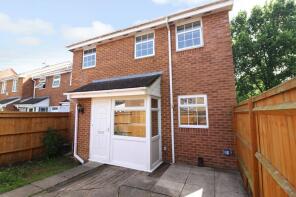 59, Cudworth Mead, Southampton SO30 2UY