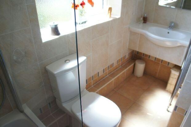 Bathroom photograph