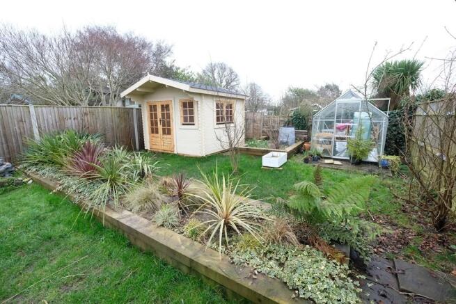 GARDEN 
