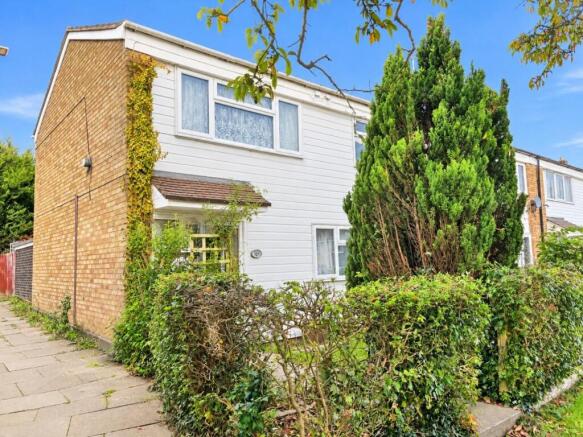 3-bed terraced on Verity Way, Stevenage, £315,000