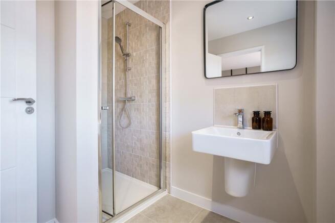 4 bed Detached for sale Image 11