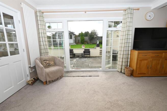 4 bed Detached for sale Image 10
