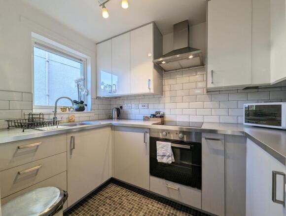 PXL_20231017_0805533292