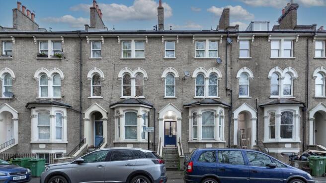 Flat E, 13 Villa Road, Brixton, London, SW9 7ND
