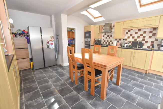 Cambridge Road,Bromborough,Wirral, CH62 7JA photo 4
