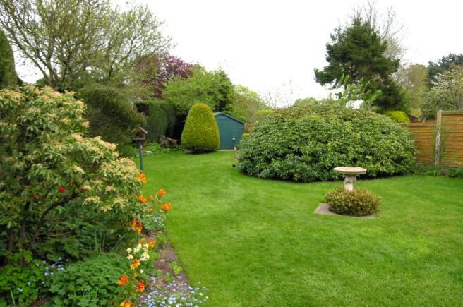 GARDEN VIEW 3