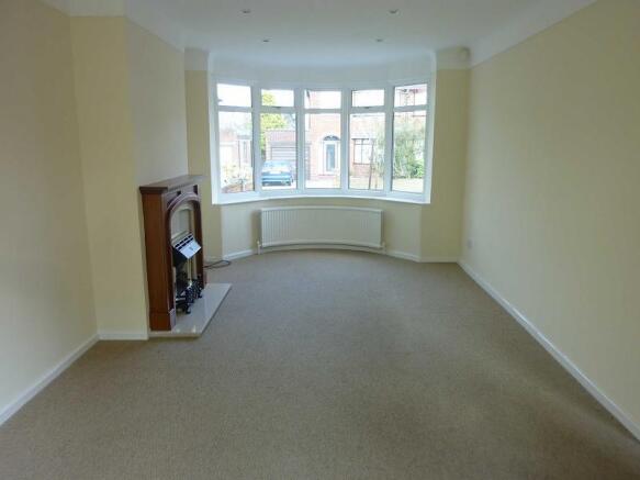 Loung/Dining Room