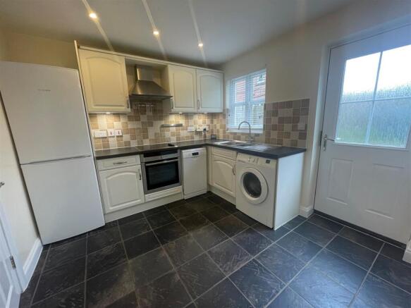 Kitchen 5 Mere Grange.jpg