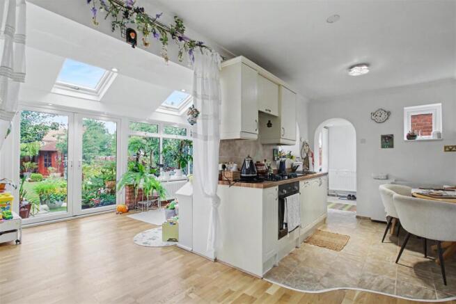 Kitchen Diner