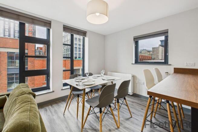 Living/dining room