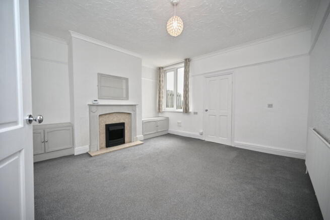 2 bed Terraced for sale Image 6