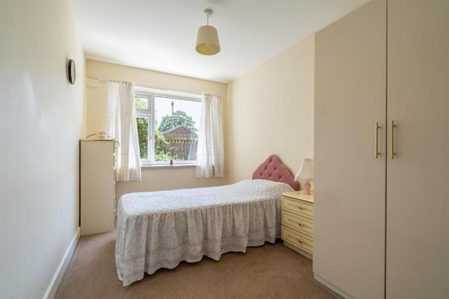 2 bed Detached Bungalow for sale Image 8