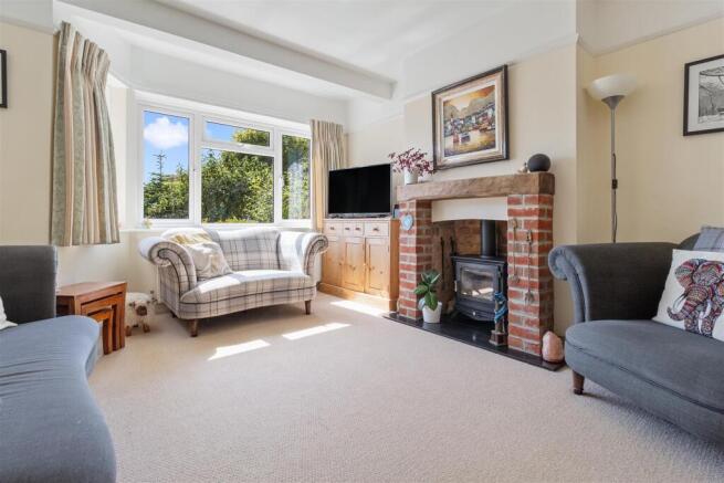 20 Nutley Close-016.jpg