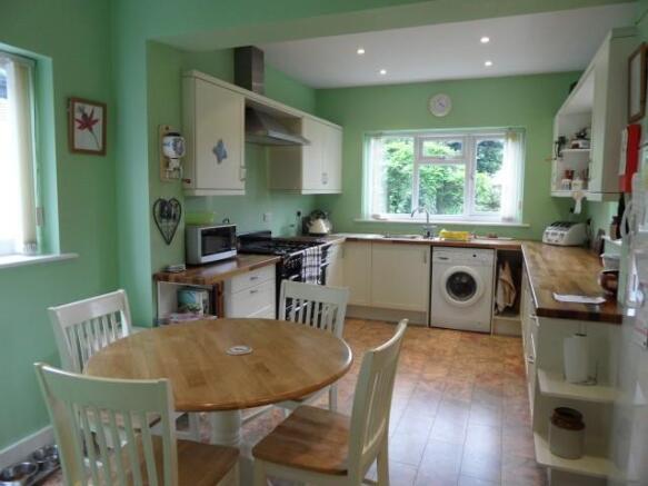 Kitchen/Breakfast Room