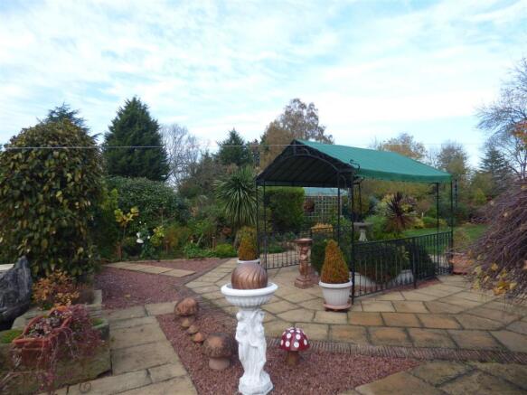 ADDITIONAL PATIO 28 POPLAR.JPG