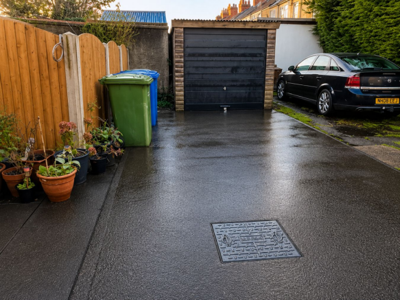 2 bed Terraced to rent Image 10