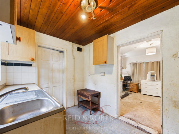 Wesley Place, Mold photo 4