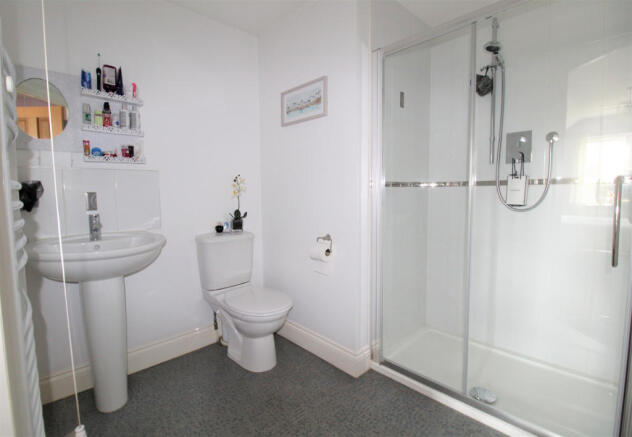 Ensuite