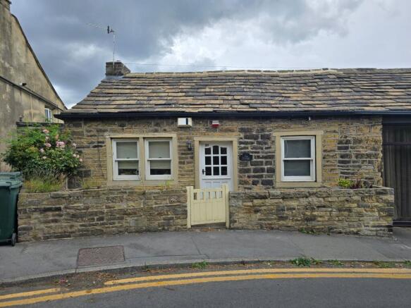 2 bed Terraced for sale in bradford