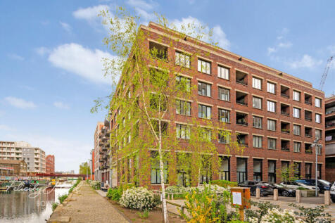 Rookwood Way, London