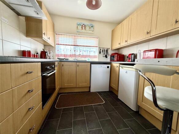 2 bed Bungalow for sale Image 5