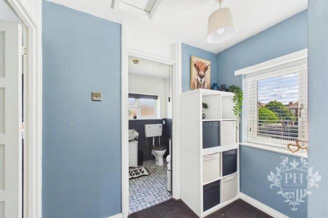 2 bed Semi-Detached for sale Image 12