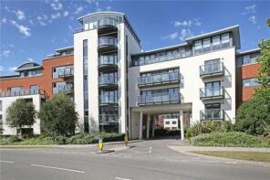 22, Kings Gate, Horsham RH12 1AE