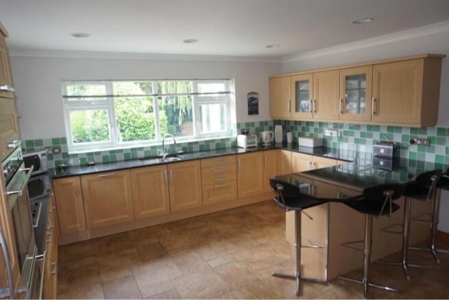 Kitchen/Breakfast