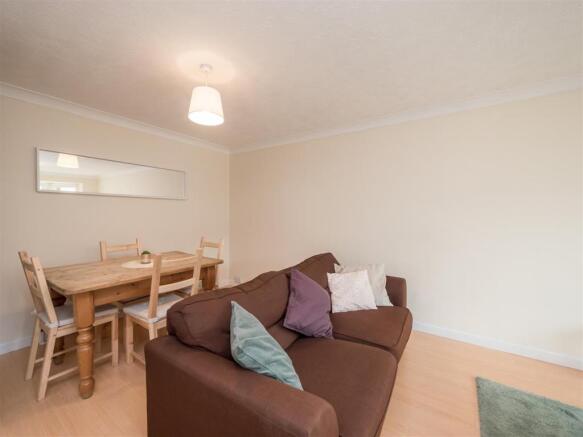 15 flat 16 easter dalry road-9.jpg