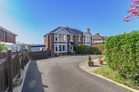 Montgomery Road, Barry