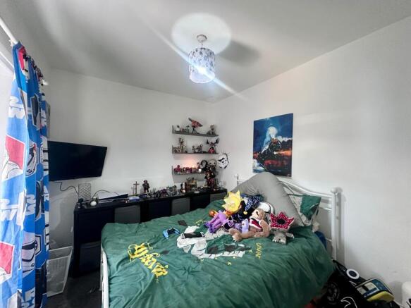 Photo 16