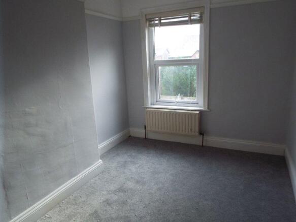 3 bed House to rent Image 6