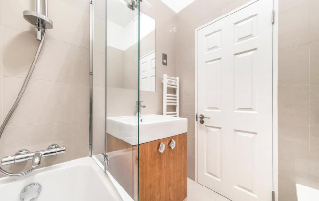 120 montagu mansions 2 10.02 .png