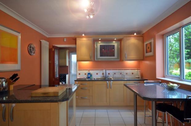 Breakast/Kitchen