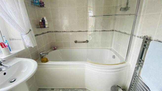 Photo 16