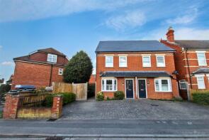 46b, Armour Road, Tilehurst, Reading RG31 6HN