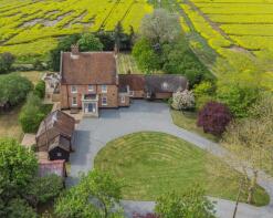 Rawreth Hall, Rawreth Lane, Wickford SS11 8SS