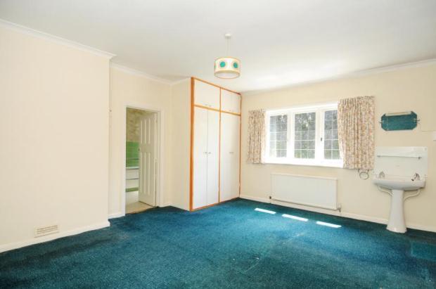 Large Bedroom