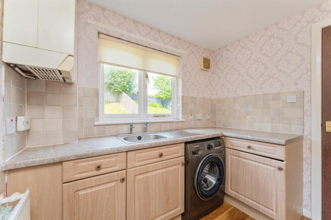Callander Court, Carrickstone, Cumbernauld, North Lanarkshire photo 4