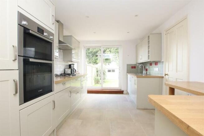 Kitchen.JPG