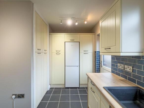 2 bed Detached Bungalow for sale Image 6