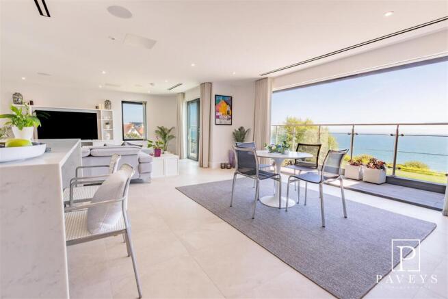 LOUNGE KITCHEN DINING