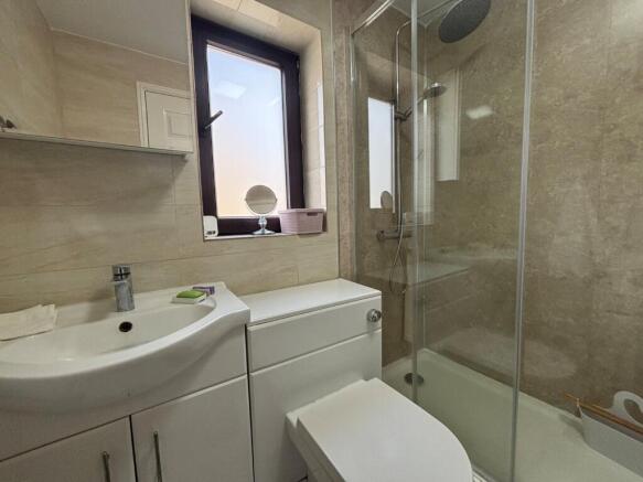 2 bed Semi-Detached for sale Image 7