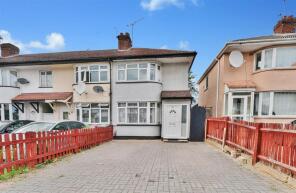 153, Bower Way, Slough SL1 5HA
