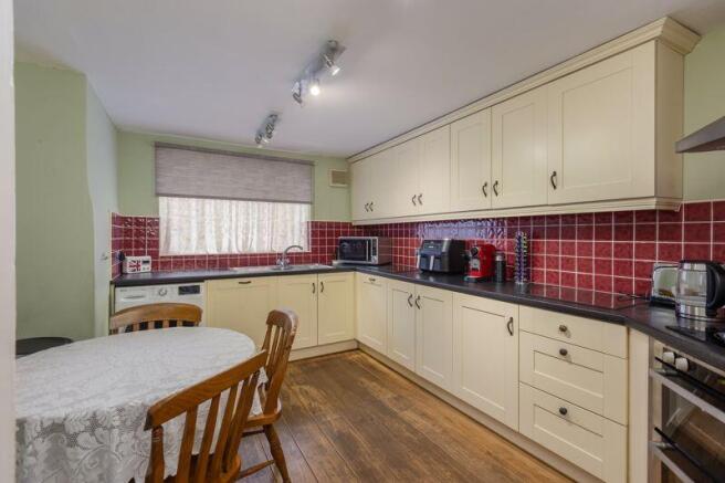 3 bed Detached for sale Image 6